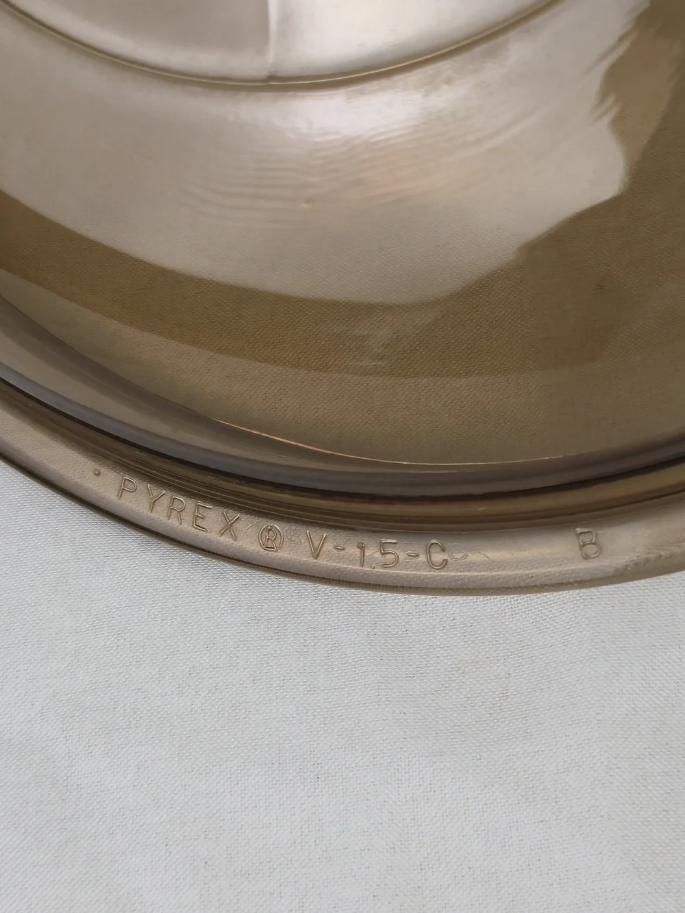 Vintage Visions Corning Amber Glass 1.5L Saucepan & 2L V-20-B Saucepot